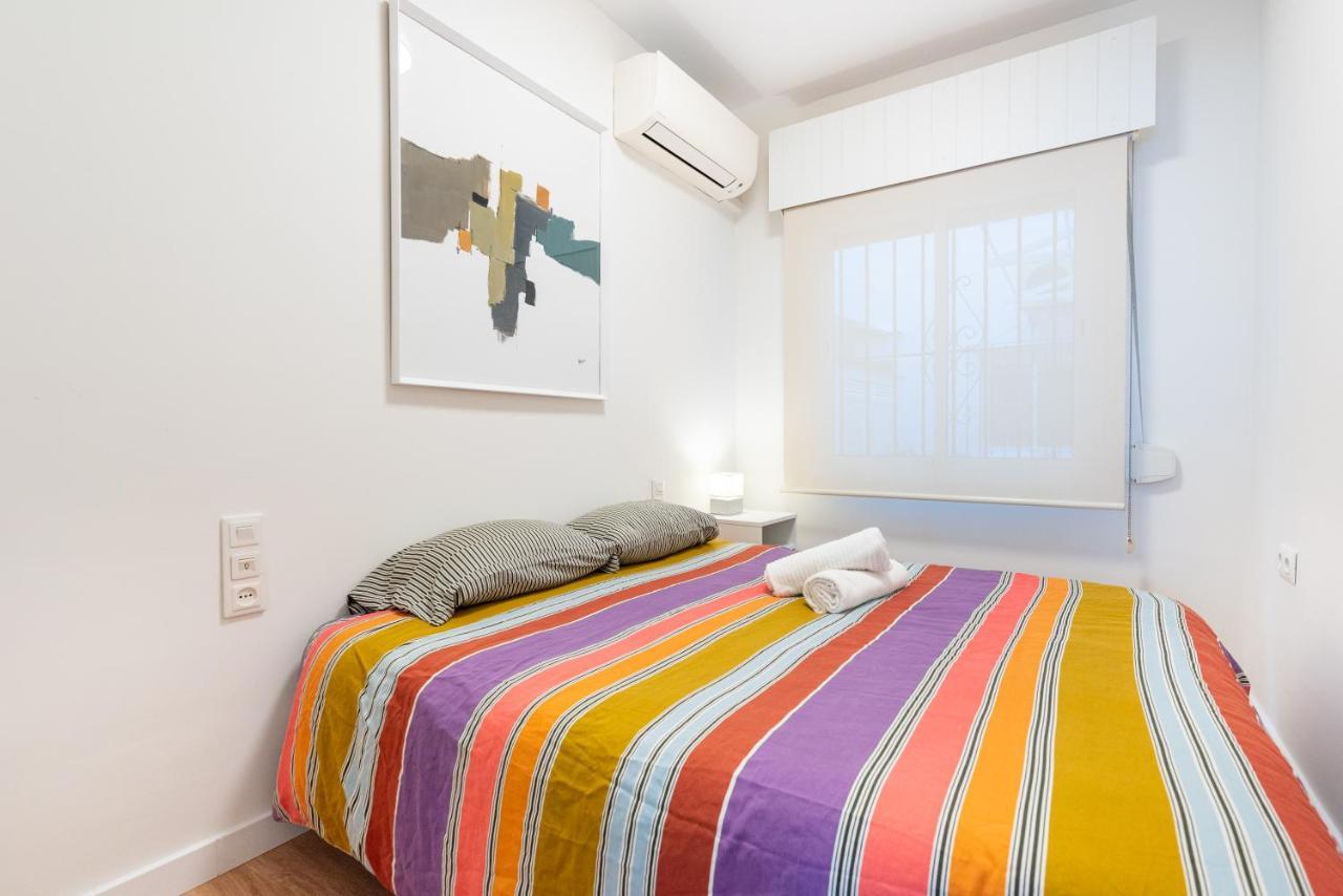 Plaza Del Teatro Apartment Malaga Exterior photo
